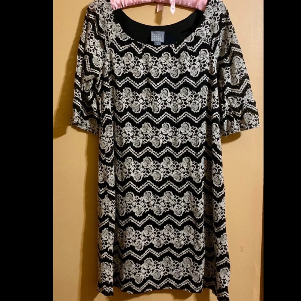 B&W Dress - Size 10